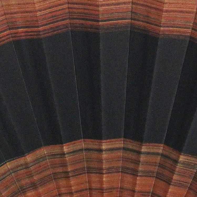 ΢̤Ͼ岼˺ӰܤƤޤ